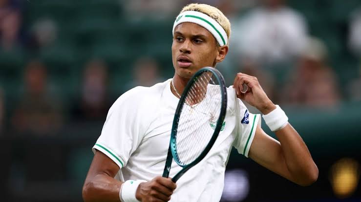 tennis_dog29's tweet photo. Wimbledon Day 4🏆 

💎Diamond Tennis Picks (2 Unit )💎
Mensik + Bublik 
Diallo O 3.5 sets @1.50
Bergs 1.50 
📊75-89 Diamond picks 121 Unit +

🥇 Gold Picks (1.5U) ⭐️
Munar 1.70
Giron 1.91

🥈 Silver Picks (1 U) 🏅
Hanfmann 2.38 
Diana 1.75
#tennis #wimbledon #Gambling𝕏 https://t.co/djrRABAn2J