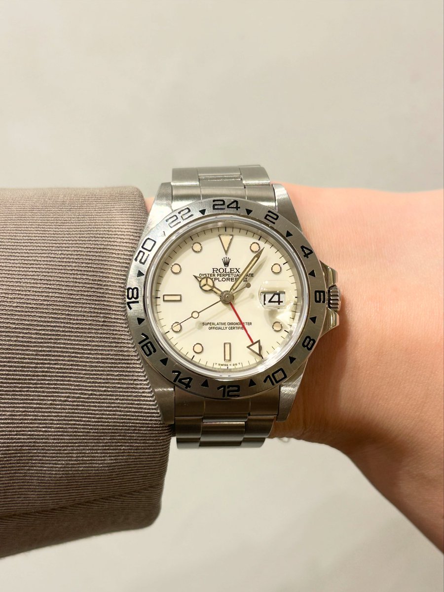 909sapporo's tweet photo. 「クォーク札幌店在庫情報！」

エクスプローラー
Ref.16550
アイボリーダイヤル
商品番号: 263478

#ロレックス #ROLEX #エクスプローラー2
#REF16550 #クォーク https://t.co/63tvEN0Pjg