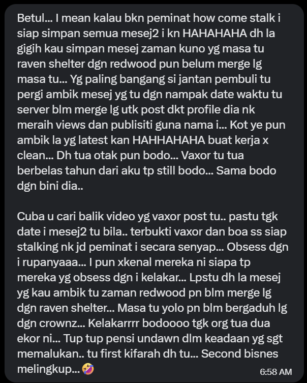 UndawnExpose's tweet photo. Jeng jeng jeng jom kita tengok Vaxor SS mesej tahun bila kah kah kah.

Apa ke bangang duda tua ambil mesej zaman tok kadok pergi post. Patut la takde siapa percaya cerita kau melainkan kaum laknat je sebab dah termakan Nasi Lemak melingkup Harumalam tu. https://t.co/0g44aseBMC