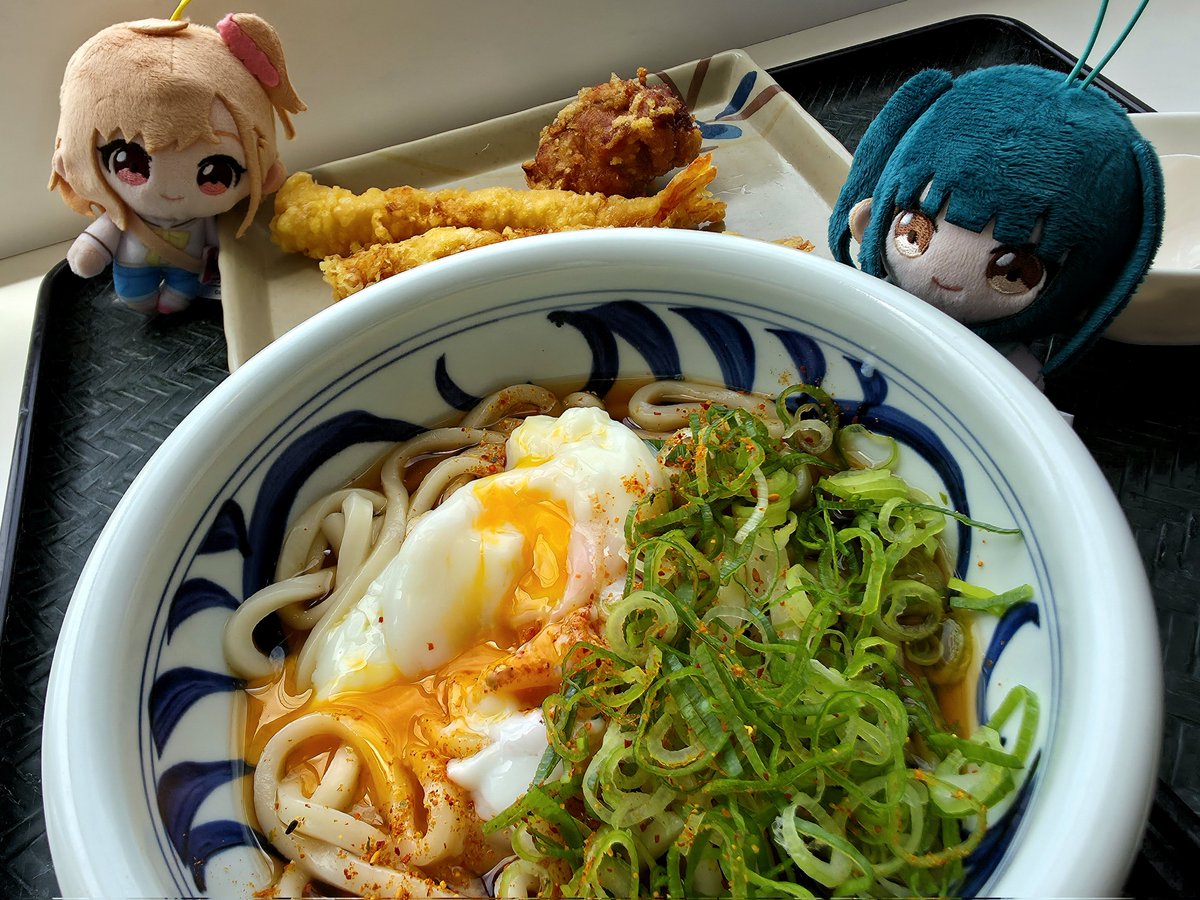 ポルカちゃん…真緑ちゃん… 温玉うどんだよ…🍜