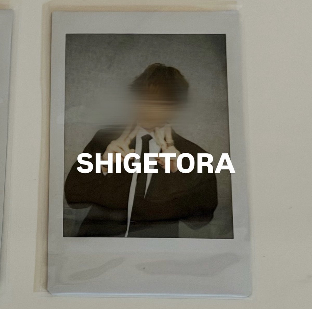 me011100's tweet photo. TJBB チェキ 交換

譲→SHIGETORA
求→NOSUKE

7/5埼玉、7/14愛知、7/29大阪にて手渡し交換優先
郵送も検討します。

DMにてモザイク無しお送りすること可能ですので、心当たりある方リプ又はDMよろしくお願い致します。 https://t.co/7aXoNarsNU