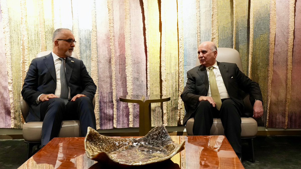 Iraqimofa's tweet photo. وزير الخارجية فؤاد حسين يصل إلى لشبونة في زيارة رسمية لتعزيز العلاقات الثنائية – وزارة الخارجية العراقية https://t.co/con7T5YKMo https://t.co/q6GOZJrpTF