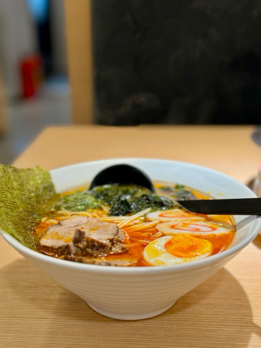 Beatriz301021's tweet photo. Just found the coziest hole-in-the-wall ramen shop in town! Rich tonkotsu broth, springy noodles, and perfectly marinated ajitsuke tamago had me coming back for seconds. 10/10 would recommend to all foodies nearby ， https://t.co/SKSc8rxokf