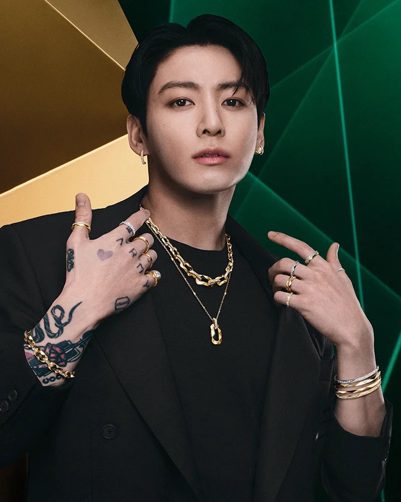 dailyjkpraise's tweet photo. Jungkook is GRAFF's FIRST ever Global Ambassador in the brand's 66 years history. The luxury jewelry house was founded by Laurence Graff, widely known as the "King of Diamonds." https://t.co/7iu3bbzDnM