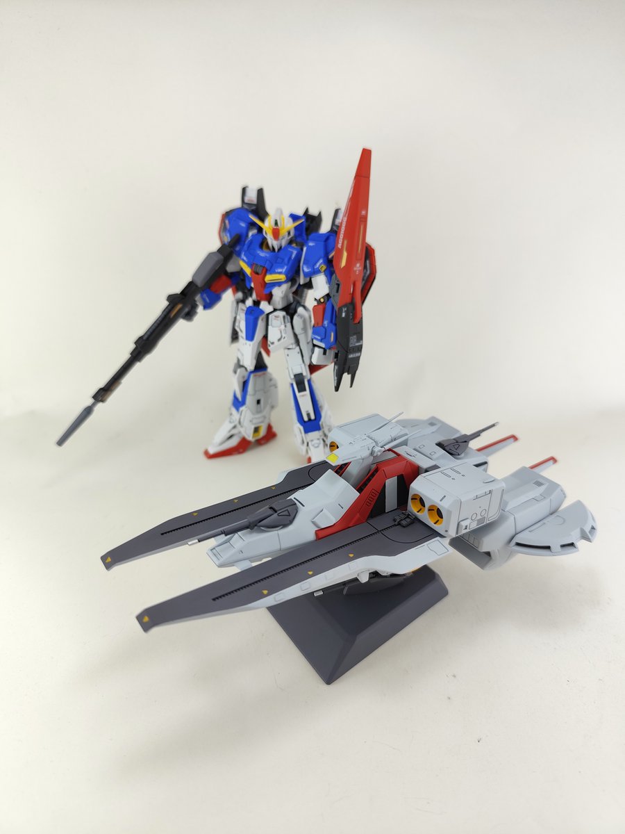 プラモデル製作代行サービスもやっています。 依頼品のRGゼータ