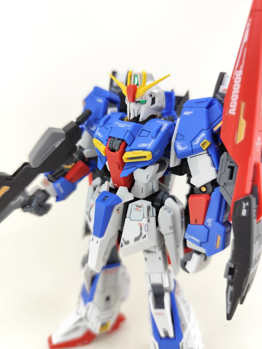 プラモデル製作代行サービスもやっています。 依頼品のRGゼータ