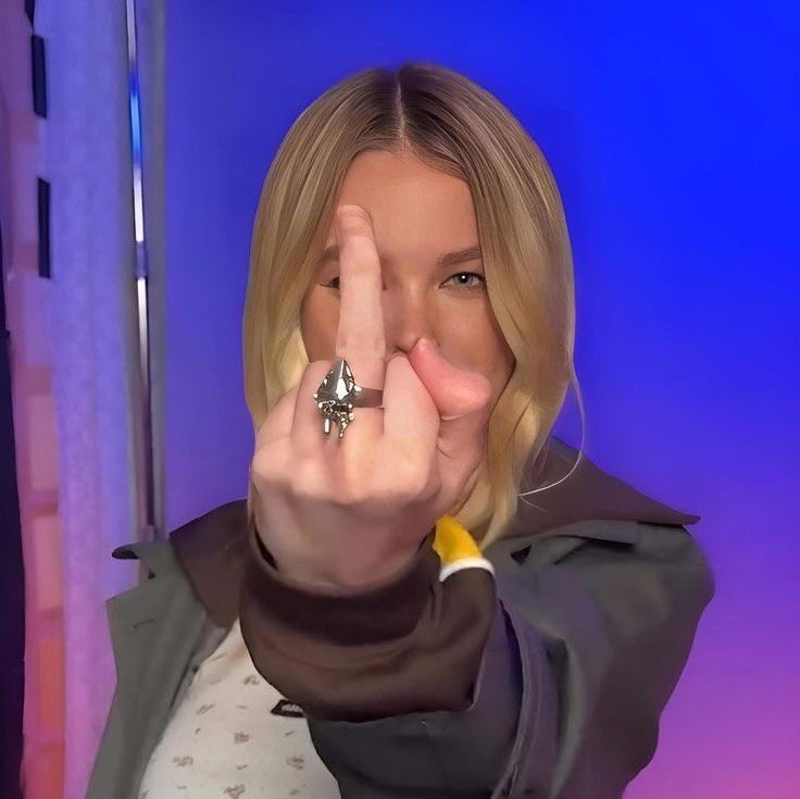 charlesdurham72's tweet photo. This is for all the chuds, female pick me’s, and entertainment rags that hated on Supergirl! https://t.co/zE1kB01szR