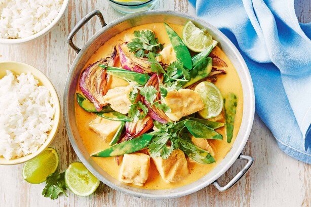 Sayat03138036's tweet photo. Tried authentic Thai green curry tonight! Creamy coconut milk, spicy fresh chilies, and fragrant kaffir lime leaves make every bite a flavor explosion. https://t.co/6K3s3GWTuo