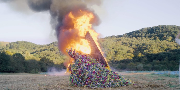 PopBase's tweet photo. ‘Midsommar’ was released 7 years ago today. https://t.co/mBglutZl1y