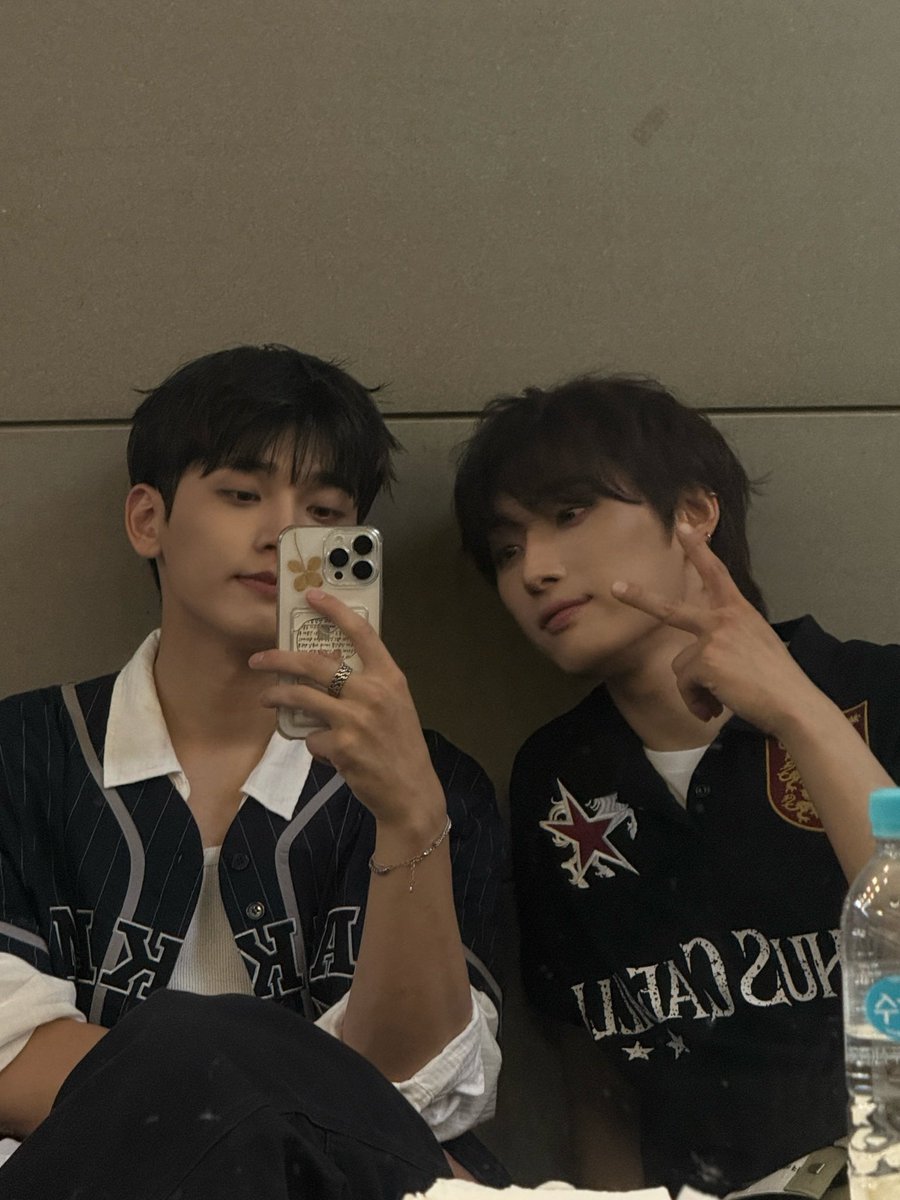 forxaehan_'s tweet photo. 260702 양혁 프롬 #재한 https://t.co/oDsfq1uE1H