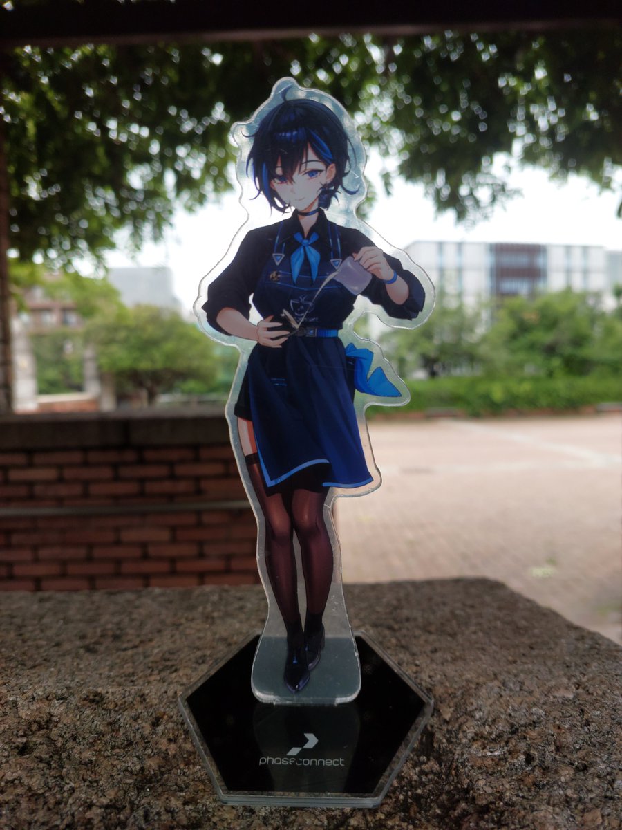 Hasag1K's tweet photo. After Phasecon, I continued my trip over in Japan, during that time, I tried to do Oshikatsu with as many of the phase merch as I could, starting off with Mirari and Kaleido #utatanation #巫ロキ #紫翠みてる #白鹿いおり #AyaseYuu #GramPico https://t.co/wHEJGHbqeN