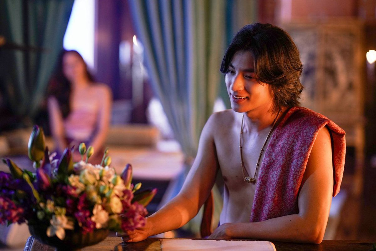 bowdorae's tweet photo. ป๊าดดดดด ขุนช้าง หล่อจังว่ะ

#อัศจรรย์วันทอง  
#GulfKanawut
#InTheNameOfLove https://t.co/wQogxRU5Hc
