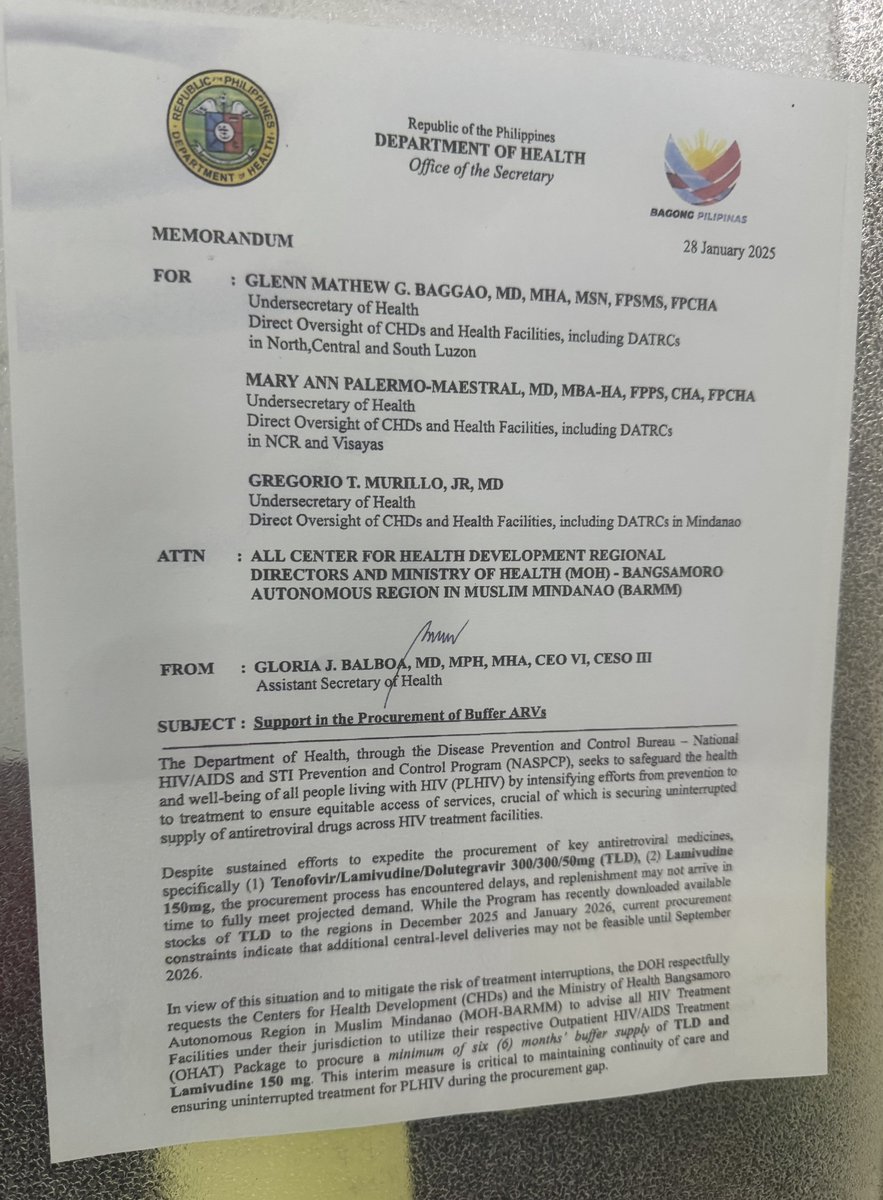 ud_farmer's tweet photo. sabi naman sa memo “all HIV treatment facilities to utilize their respective OHAT package to procure 6 months buffer supply of TLD” eh bakit pina abot ninyo pa na tingi tingi na 2 weeks na lang ARV allocation 😓 panay pirma sa Philhealth tuwing mag rerefill pero ARV is not enough https://t.co/eQgFMsfqDR