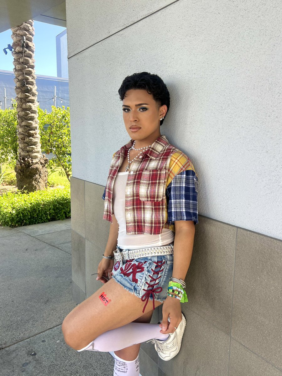 ken4keeps_'s tweet photo. #DayTrip 🌈 https://t.co/bAIScwr9Lo