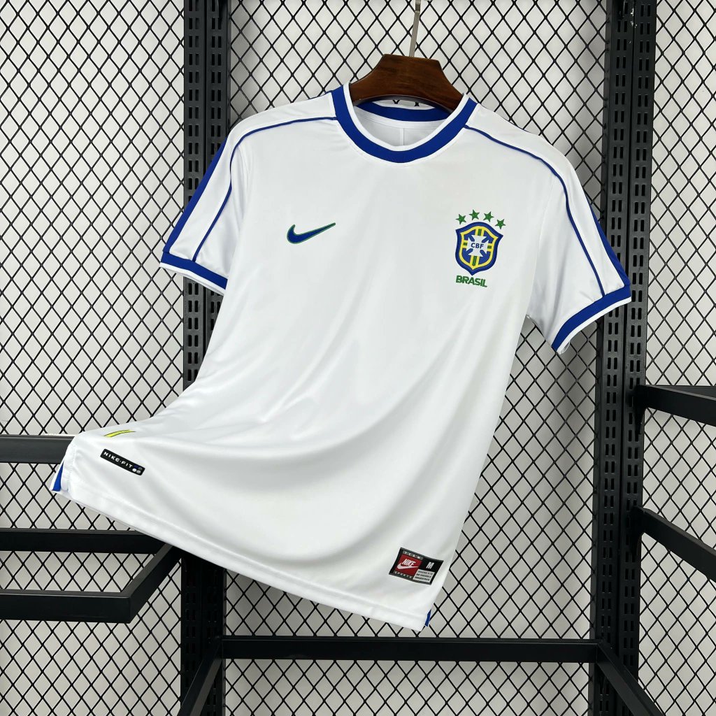 indicaMLfut's tweet photo. A camisa mais linda do Brasil!😍🇧🇷
Recuso opiniões contrárias. https://t.co/p95CdiA8c6