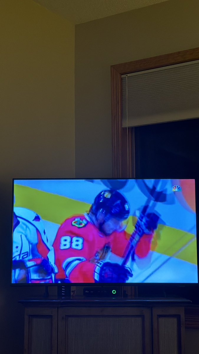 WithacKevinJR's tweet photo. This video will change your life
#pkane #showtime #blackhawks https://t.co/ag7NVYL2rx