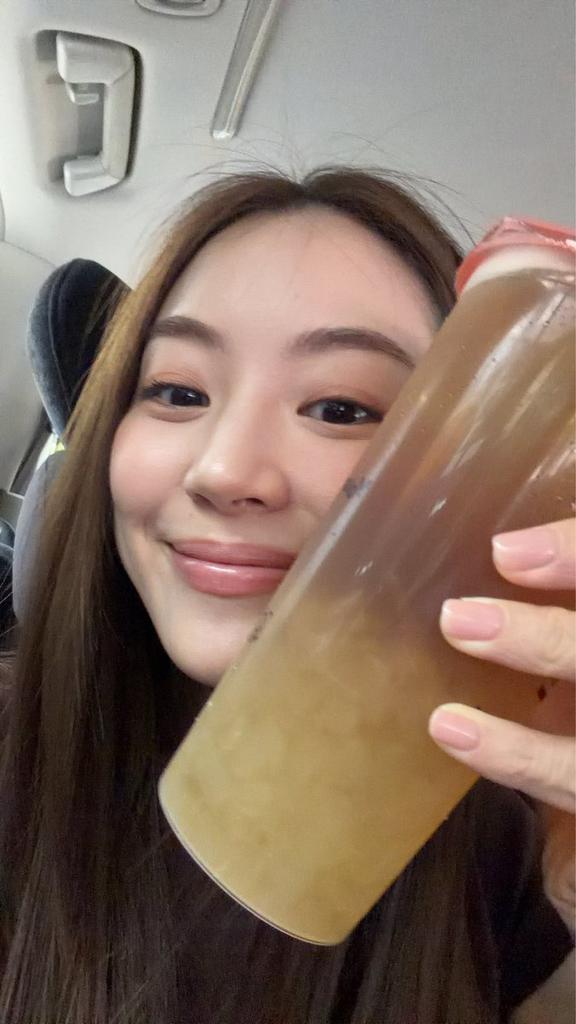 miunatcha's tweet photo. Special delivery is on its way to you, 𝘗𝘩𝘦𝘦𝘮! 👉🏻🤭🙈 https://t.co/Bf8jQhclhv