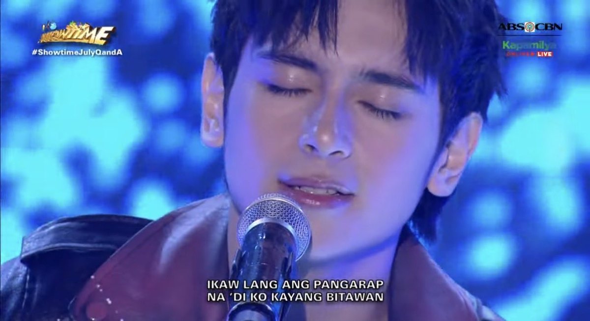 nomshhkyo's tweet photo. Sobrang ganda ng live version ng “Ikaw Pa Rin Hanggang Ngayon” isabay mo pa yung face card ni Heath sobrang dama pa niya yung song kanina TvT

congraats Heath nakaaa ang galing mo kanina the vocals is vocalizing!

HEATHs showTIME https://t.co/spDsheJvJe