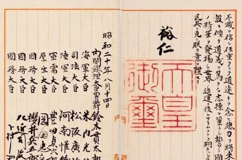 Matt206083's tweet photo. @KOJIo9qa @bob_hoffman_jp 上一次认真起来的结果是什么？写字的姿势真的很认真呢 https://t.co/ltFtlTR5y9