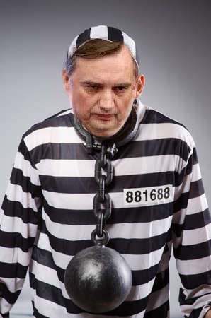 rysiud1's tweet photo. środę 1 lipca Sąd Okręgowy w Warszawie utrzymał w mocy decyzję o tymczasowym areszcie dla Zbigniewa Ziobry. no i  PIS iory nic nie krzyczą? chcą pod dywan zamieść  aferę ? w końcu Prawo i Sprawiedliwość go dopadnie https://t.co/V2IAyEcNxr