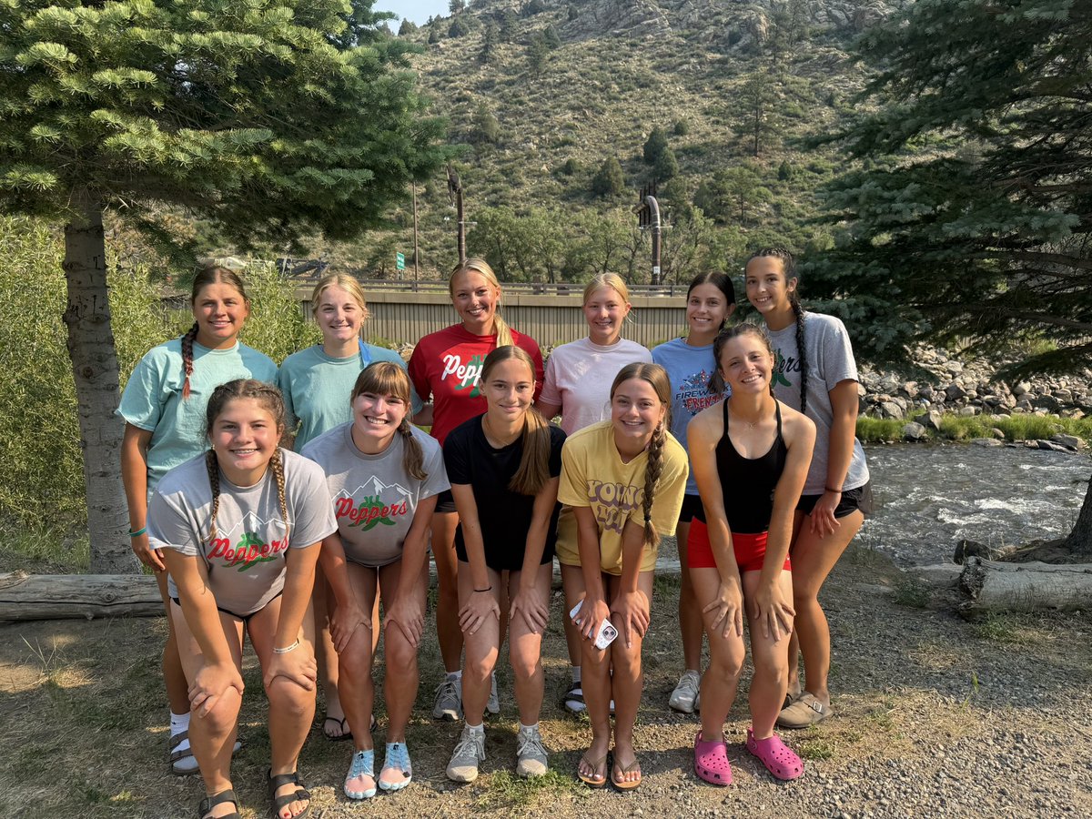 kcpeppers16u's tweet photo. First day of the Sparkler didn’t go as well as we wanted. Bats were cold and the defense/pitchers had some long innings. Today, team bonding with rafting and a team lunch. Tomorrow, a new day presents itself! Time to right the ship! #pepps #pepperfam https://t.co/ElaQWoORzG