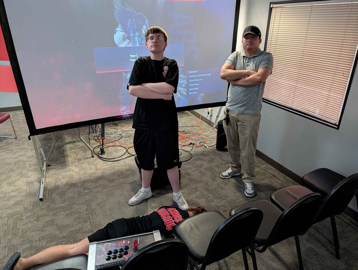 RunTheMix tweet media