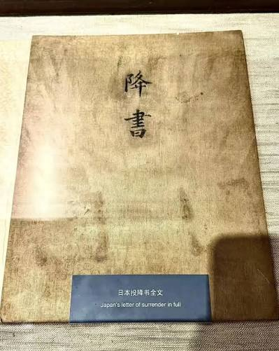 Matt206083's tweet photo. @KOJIo9qa @bob_hoffman_jp 上一次认真起来的结果是什么？写字的姿势真的很认真呢 https://t.co/ltFtlTR5y9