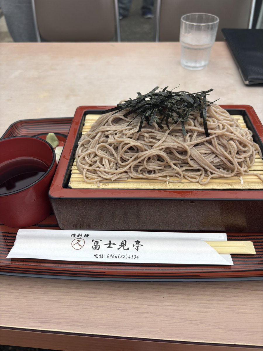 junjunitojun tweet picture