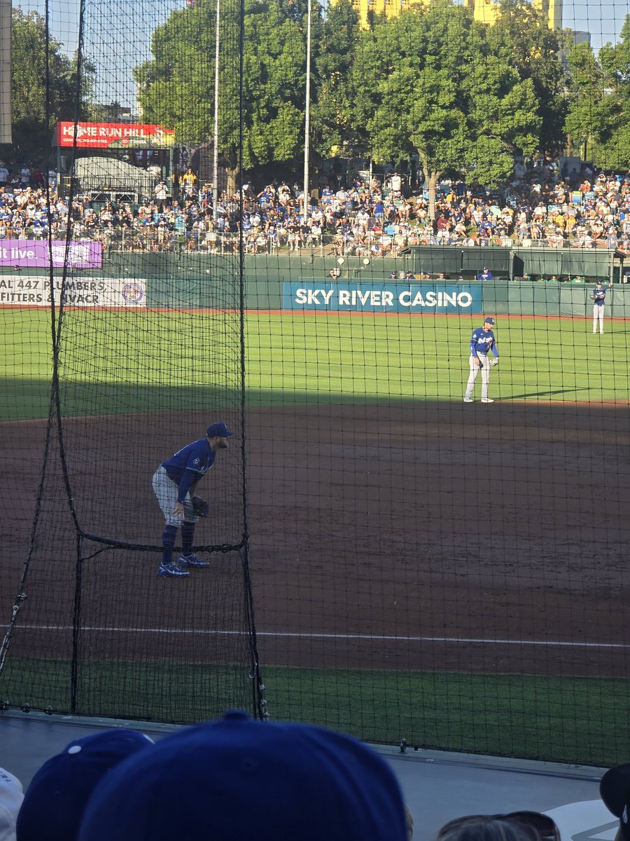 LizzieBass's tweet photo. They lost but I got to see Maxie up close https://t.co/xu3EwiG78W