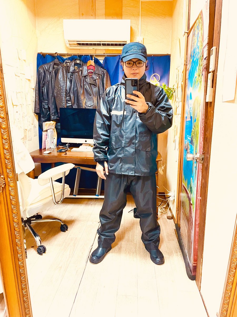yatz_official's tweet photo. 今日は朝からカッパッパ
そろそろ雨が止みそうやなぁ👍
YATZ(やっつ)公式チャンネル
https://t.co/nkuVaTasD1
#yatz #やっつ #ANANTS #あんあんつ https://t.co/dQ2xmqu6yx