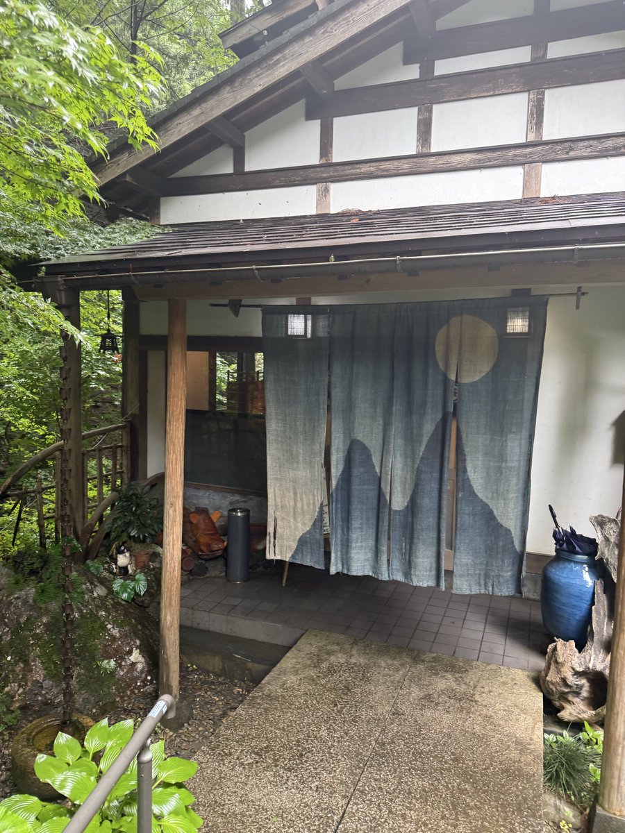 ken4210796's tweet photo. 奥多摩の秘境。
お食事処ちわき（地涌） https://t.co/KBQU05CGVJ