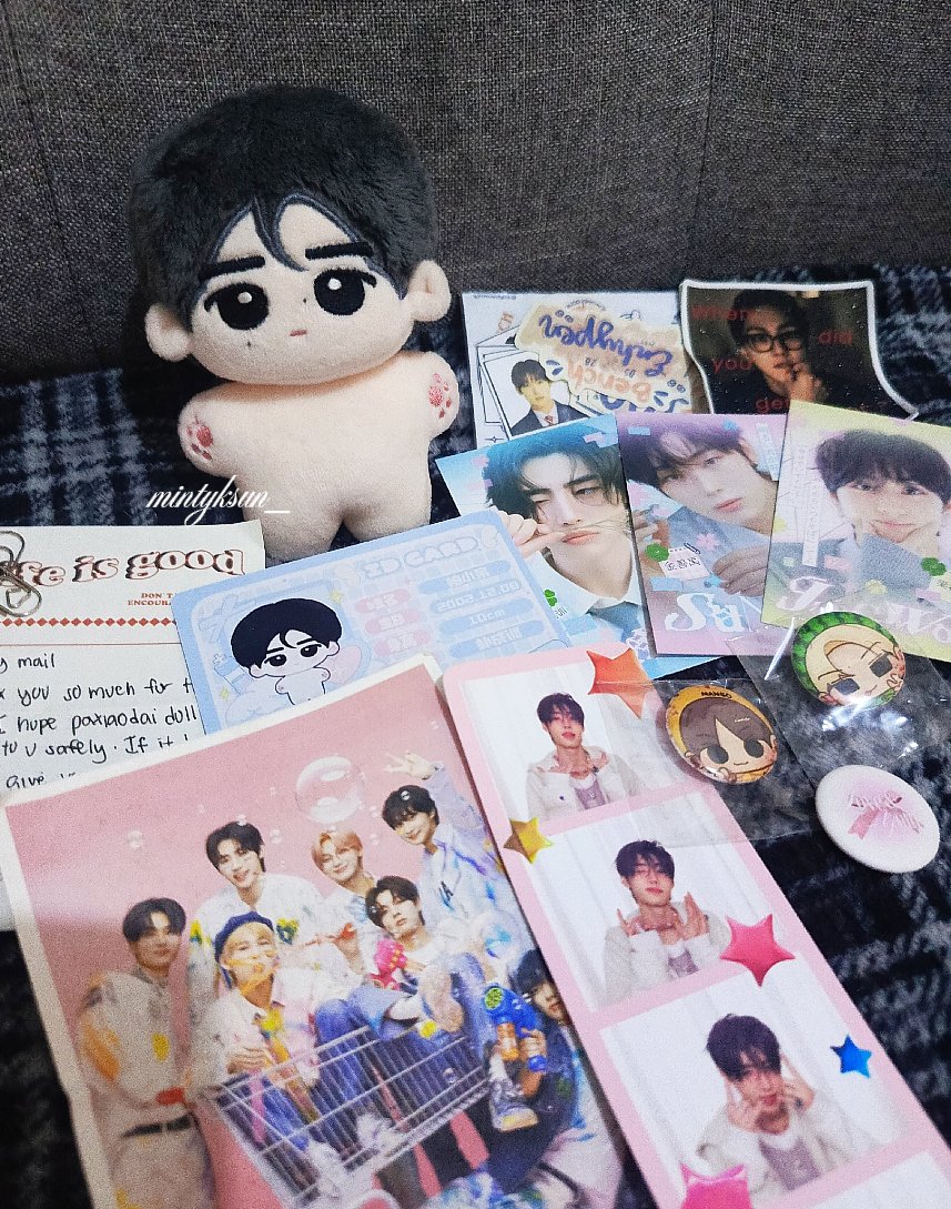 mintyksun's tweet photo. 𖥻 ׁ ׅ  𝑀𝑎𝑖𝑙 𝑓𝑟𝑜𝑚 :: ˚⊹ @yeouiduo ˎˊ˗

:: Hello, Esa!! Dumating na po si Hoonie pogi. 😣🫶 Thank you sm for this cute baby and for the freebies as well! Smooth and fast transaction. Looking forward to our next transaction~ 🤍

 𓏵┊  #𝑚𝑖𝑛𝑡𝑦𝑘𝑠𝑢𝑛_
 𓏵┊  #thx2esa https://t.co/pRQ616AmOA