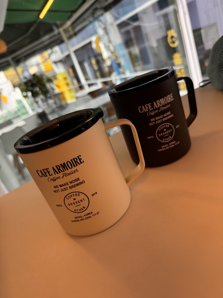 fansyesung's tweet photo. OPEN ORDER ARMOIRE MUG. 

YANG MAU BISA CP YA 😂

#armoire https://t.co/e27bZ5GhI8