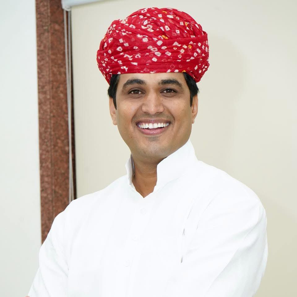 sandeepinc_'s tweet photo. किशनगढ़ विधायक एवं अजमेर ग्रामीण से जिलाध्यक्ष डॉ. विकास चौधरी जी को जन्मदिन की हार्दिक बधाई व शुभकामनाएं।
 
मैं ईश्वर से आपके उत्तम स्वास्थ्य, दीर्घायु एवं यशस्वी जीवन की मंगलकामना करता हूँ।
@DrVikasAjmer @INCRajasthan https://t.co/58QVlHuSwU