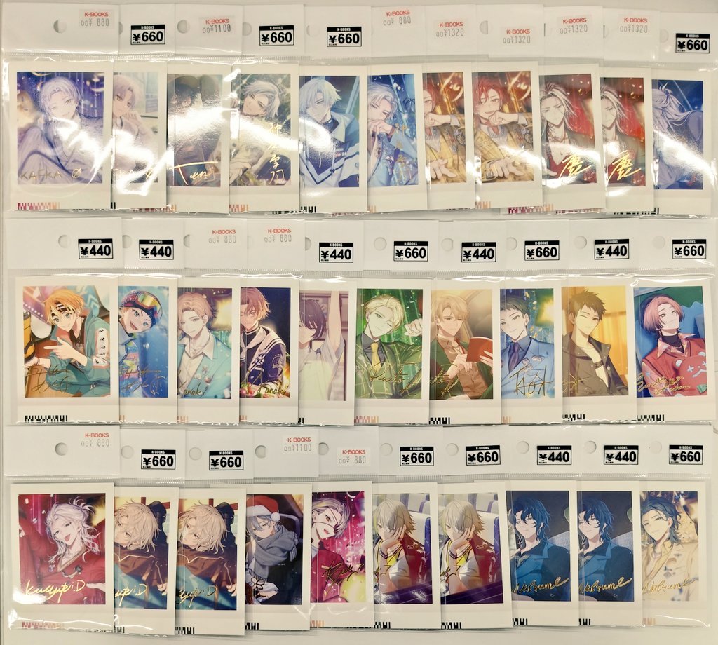 入荷情報】 18TRIP ぱしゃこれ 箔押し 入荷しました✨️ #池袋 #kbooks