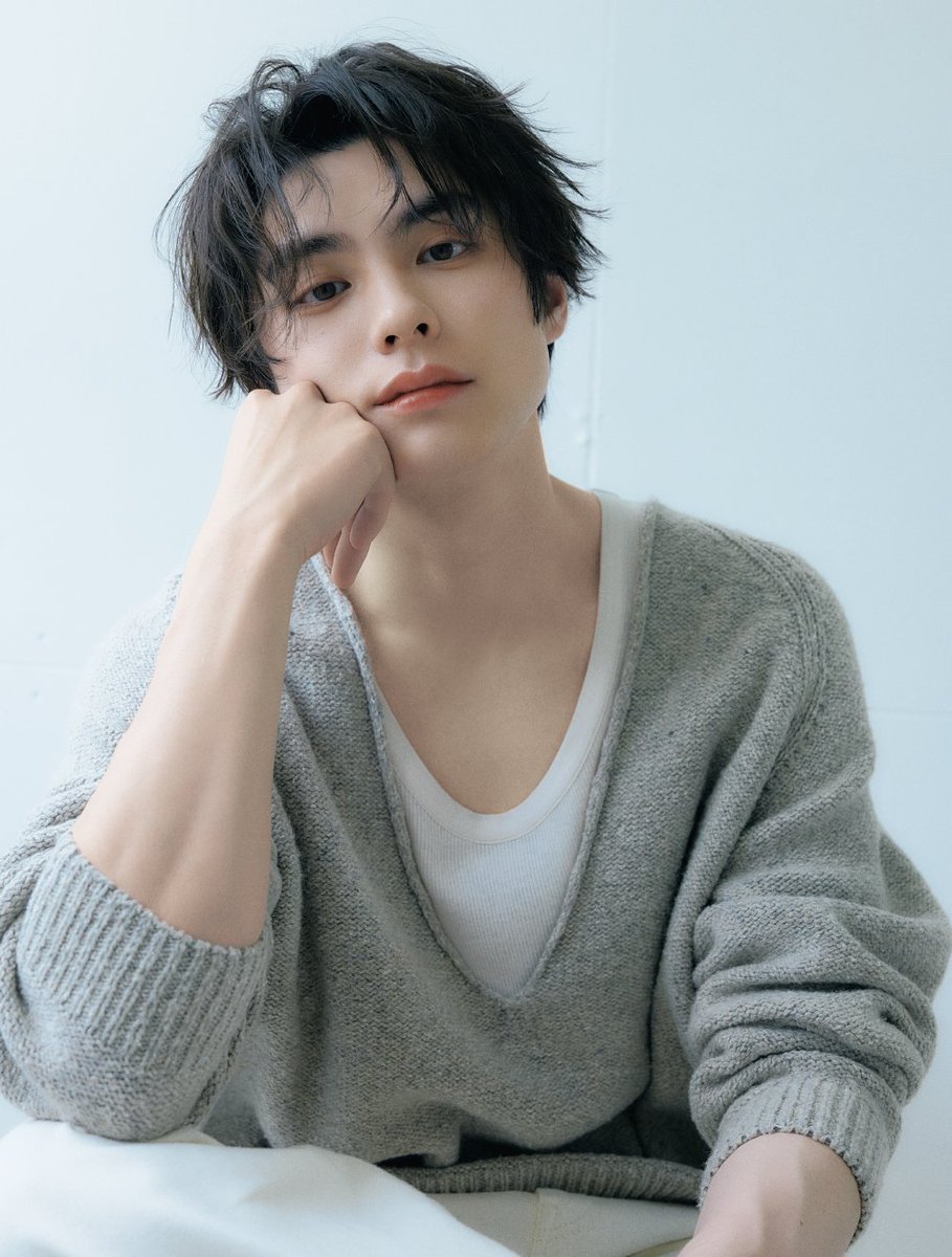 CYANMANMAGAZINE's tweet photo. 本田響矢 涼と温が入り混じる“夏の日の午前”を纏った ウォームトーンメイク
https://t.co/sjl3XPFUfC https://t.co/MrORcy6b0p