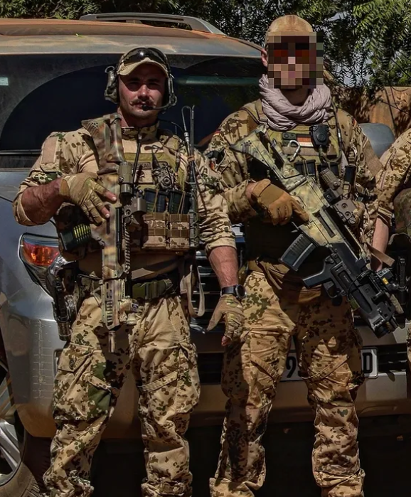 WarFlash_2630's tweet photo. 🇩🇪Former German EGB Ranger ''moskau " during his time in Mali a few years ago https://t.co/L5bFmshtA3