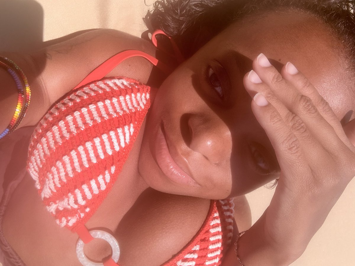 Lil2_cute4u's tweet photo. Bikini season is my favorite time! https://t.co/1s6q0sz7bG
