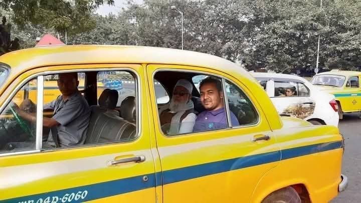 TheLizardKing_X's tweet photo. A Jamaat-e-Islami leader, Shahjahan Chowdhury was seen in Kolkata today

These are the same people who used to say "Delhi na Dhaka." Now they all seem to be on their way to Delhi https://t.co/mC4pUh2DMf