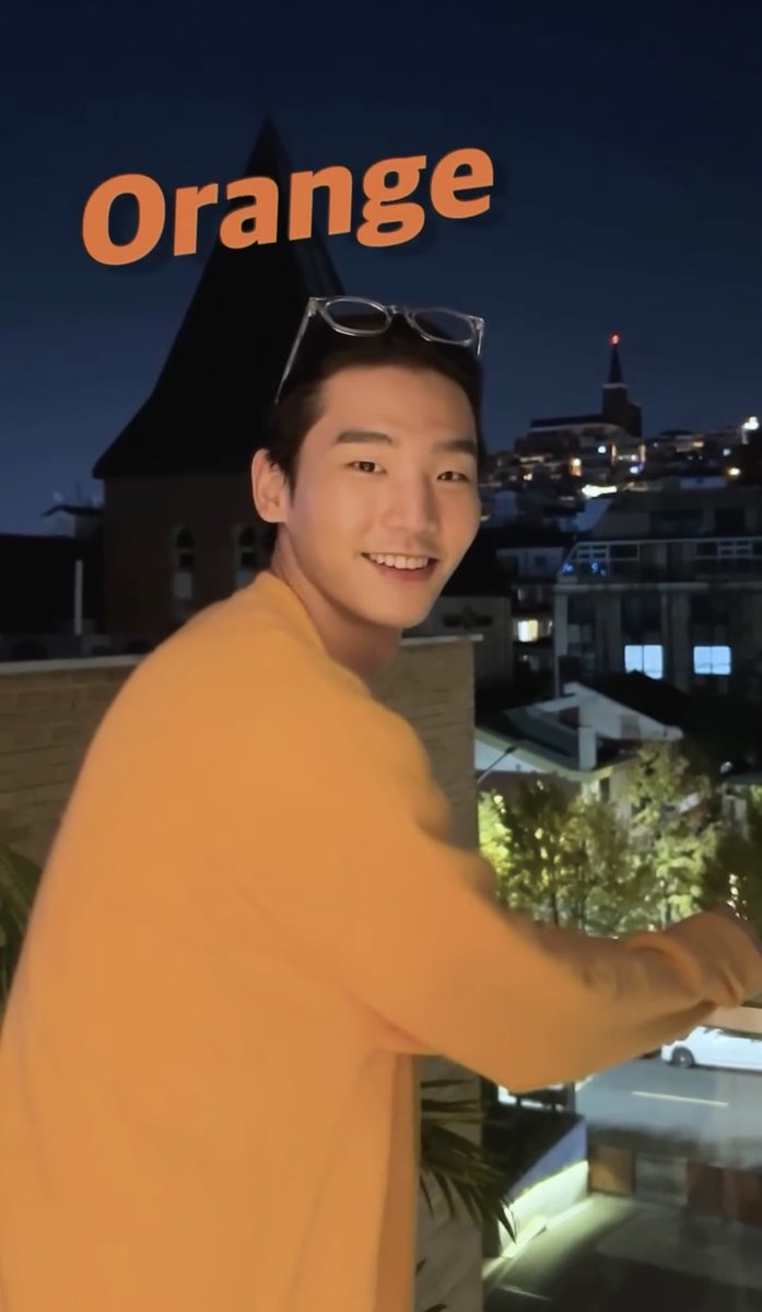 Re1004_'s tweet photo. 지한이 생일 컬러 🧡 https://t.co/bxB3xBhLD3