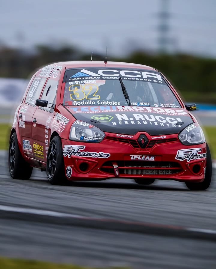 mundosportextra's tweet photo. #TurismoPista | HABRÁ OTRO BINOMIO DI PALMA EN SAN NICOLÁS

🤝 Máximo Di Palma hará dupla con Josito Di Palma para la fecha de los #TP300Pilotos en el trazado nicoleño.

👉 Estarán dentro de la Clase 3 con el Renault Clio N°32 alistado por la estructura familiar propia. https://t.co/CSLy6bbwVn