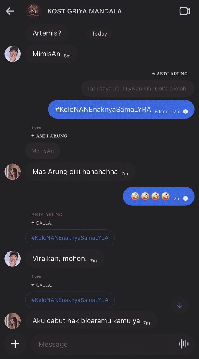 Dironakan's tweet photo. Seru banget menjodohkan teman-teman di kosanku dan menjadi copywriter handal buat hashtag nikahan. Saatnya aku buka jasa commis hashtag. ((Semua kita duitkan)) https://t.co/VmBCjfEtJG