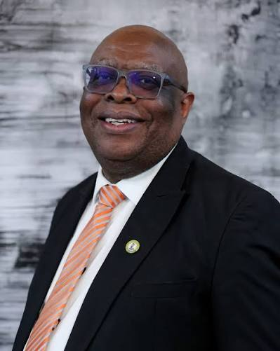 Powerfm987's tweet photo. [ON AIR] Court dismisses  Matlala's eight-year plea deal, recommends 12-year jail term.

@ThabisoTema is in conversation with NPA Spokesperson, Kaizer Kganyago. 

#POWERBreakfast https://t.co/kcyuYbMm2A