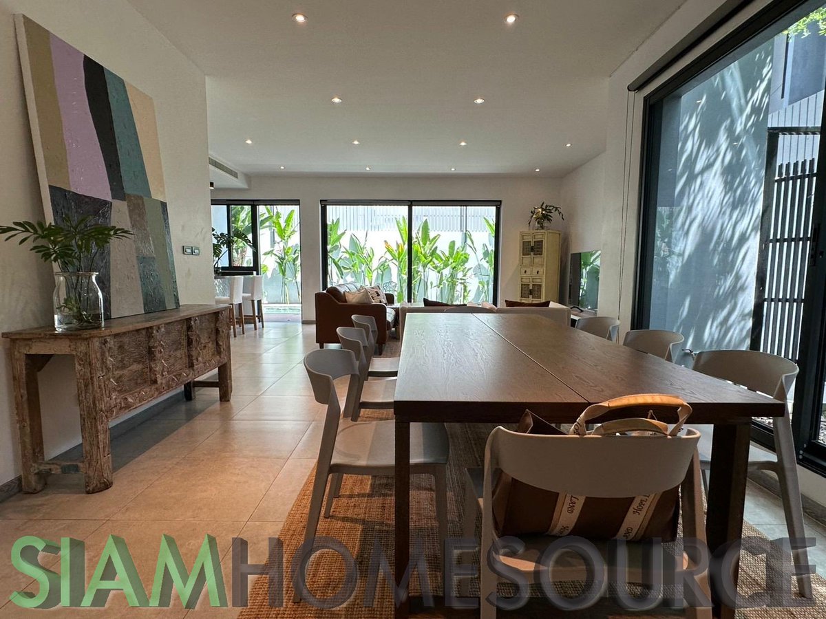 SiamHomeSource's tweet photo. New Private Pool Thonglor House for Rent  https://t.co/C3nMh7QwlY Contact Kris (English or Thai) : 080-143-9999 (in Thailand) +66 80 143 9999 (outside Thailand) 
Whatsapp: 66801439999
#bangkokrealestate #thailandrealestate #bangkokrentals #bangkokproperty #realestate https://t.co/4xT5oT5xNl