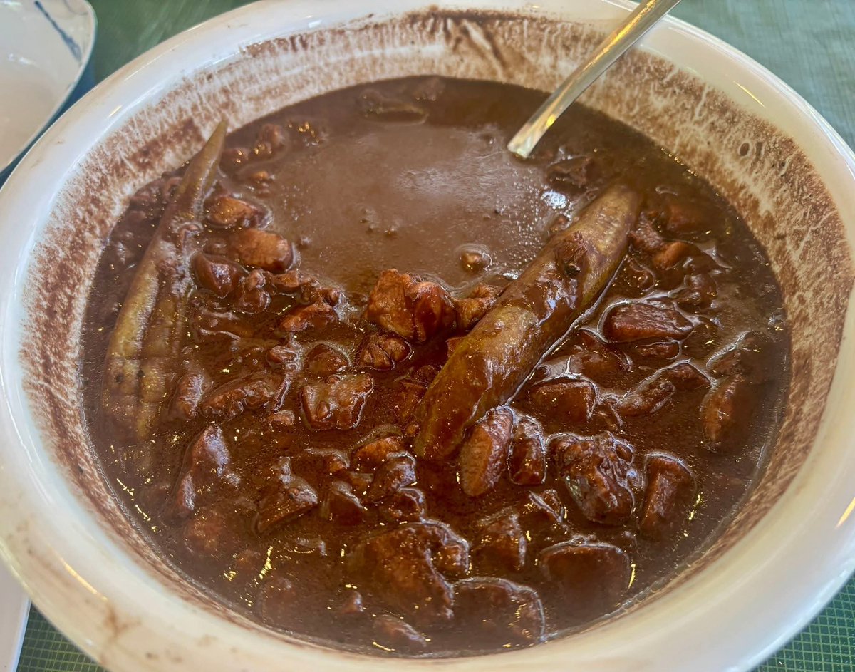 FhqJackie's tweet photo. Kaway kaway ang favourite ang Pinoy lafang 😅🙌Filipino food will always be the best ❤️ From dinuguan, inihaw na bangus, to tuyo and ensaladang talong — simple, comforting, and full of flavor 🇵🇭✨
#brunch
#latelunch https://t.co/Co24aOKnDc
