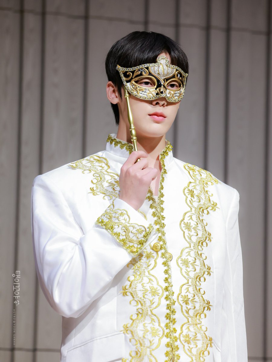 sanha_ggoya's tweet photo. 260628 라이징스타

어느나랑 왕자님 이신가요?👑
국적 바꿀게요₍꒢  ̣̮꒢₎
#윤산하 #YOONSANHA 
#ユンサナ #아스트로 #ASTRO #윤산하_너만보여 https://t.co/vd0wMqGf9M