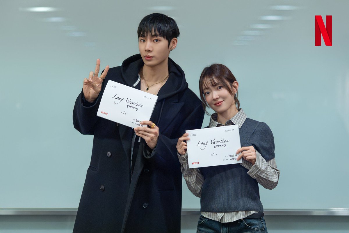 huchuuu5's tweet photo. I can’t wait #chooyoungwoo #kimsohyun #leeseyoung #lovedoctor #longvacation ✨ https://t.co/TyIc6hWuLl