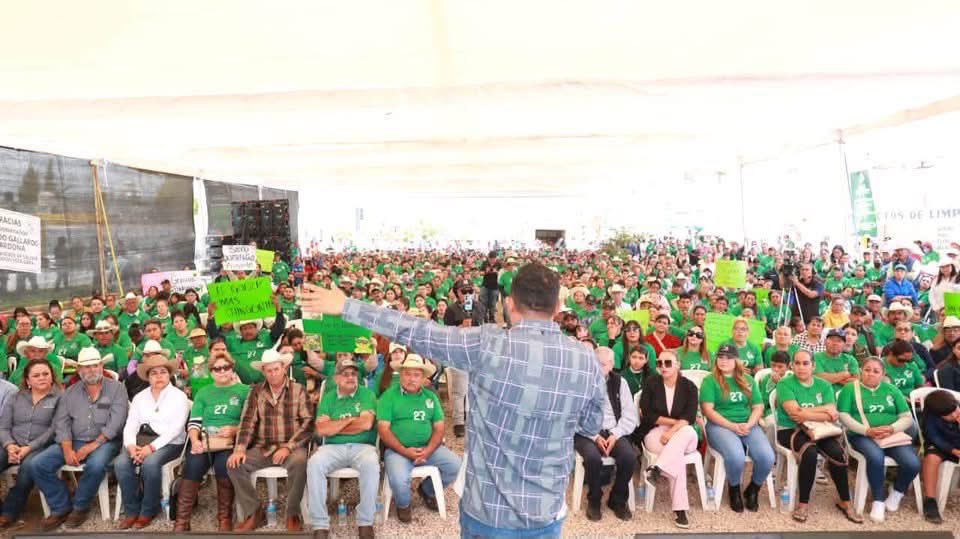 RGC_Mx's tweet photo. Hoy arrancamos el Plan Carretero más grande en la historia del Altiplano Potosino. 
Carretera Villa de Ramos - Santo Domingo - Charcas - Salinas más de 900 millones invertiremos para cambiar la historia de miles de personas y ¡vamos por más! Venado, Moctezuma y otros más que se sumarán. #RGoficial