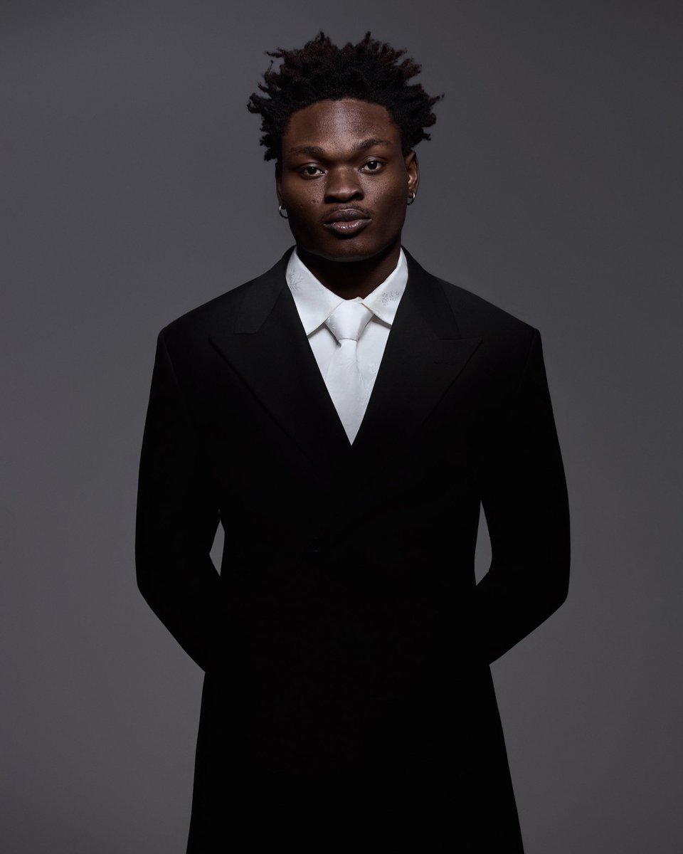 dedejiofficial's tweet photo. CUSTOM BLAZER by BRASS, styled by me. https://t.co/eBZAcYL9Ui