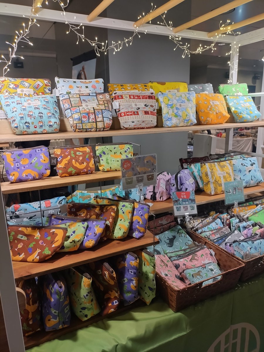 saya_handmade's tweet photo. 【『カナリヤハンドメイドマーケット』はじまってます✨🧵】

チカホ賑わってます✨
カナリヤ手芸店さん @kanariya1930 で購入した生地のポーチも沢山販売してますよ‼️

日時：7月2日（木）11時～19時
　  　　　3日（金）10時～19時
会場：ﾁ･ｶ･ﾎ 北3条交差点広場（西） https://t.co/g6BMxtspwA
